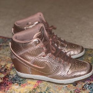 Sky High rose gold dunks